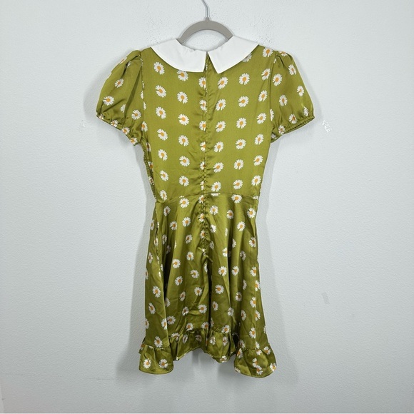 Smak Parlour Modcloth Retro Green Daisy Smocked Mini Dress Peter Pan Collar NWT - Picture 8 of 8